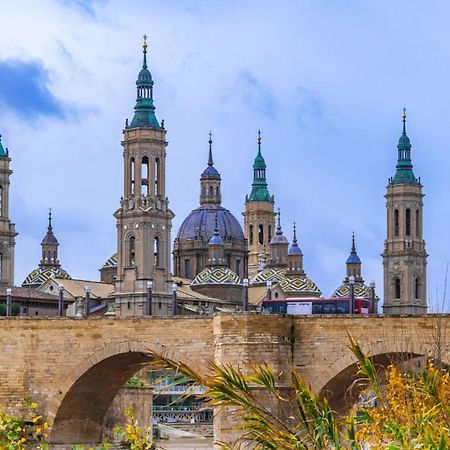 Apartamentos El Pilar Suites 3000 Zaragoza Bagian luar foto