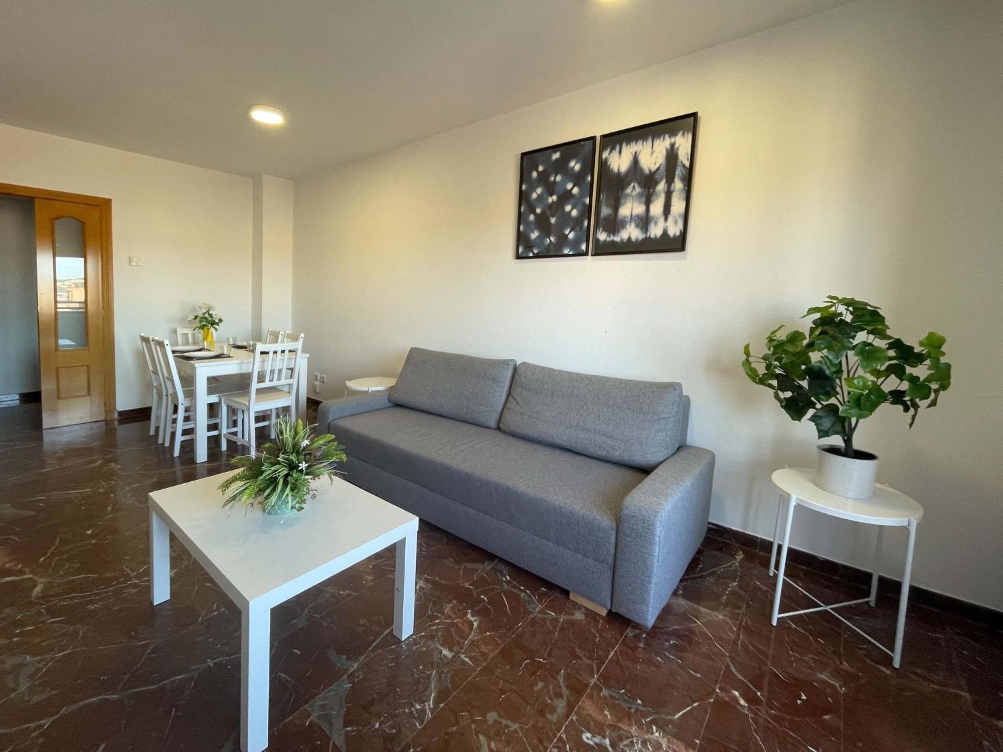 Apartamentos El Pilar Suites 3000 Zaragoza Bagian luar foto