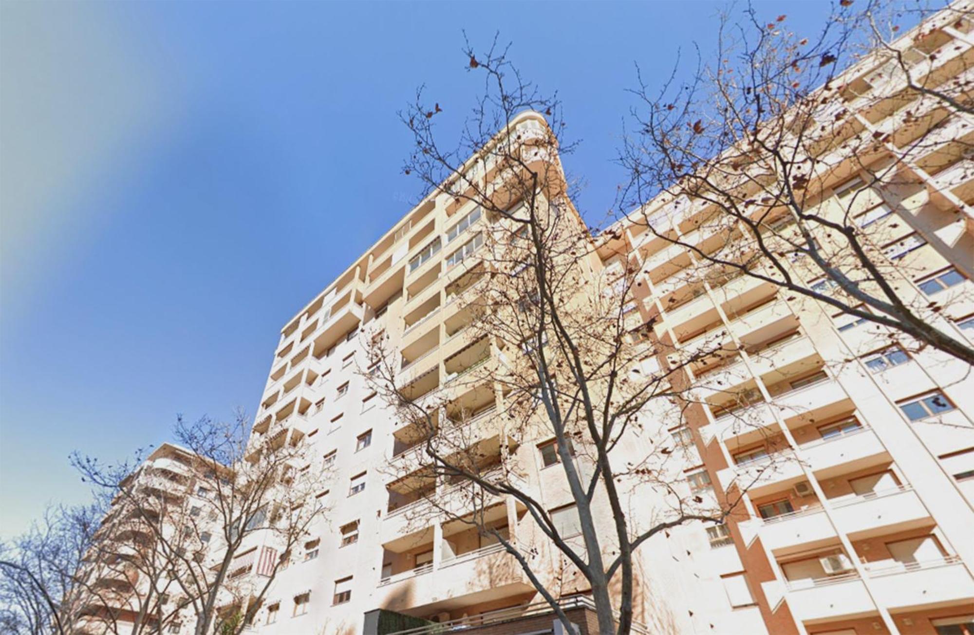 Apartamentos El Pilar Suites 3000 Zaragoza Bagian luar foto