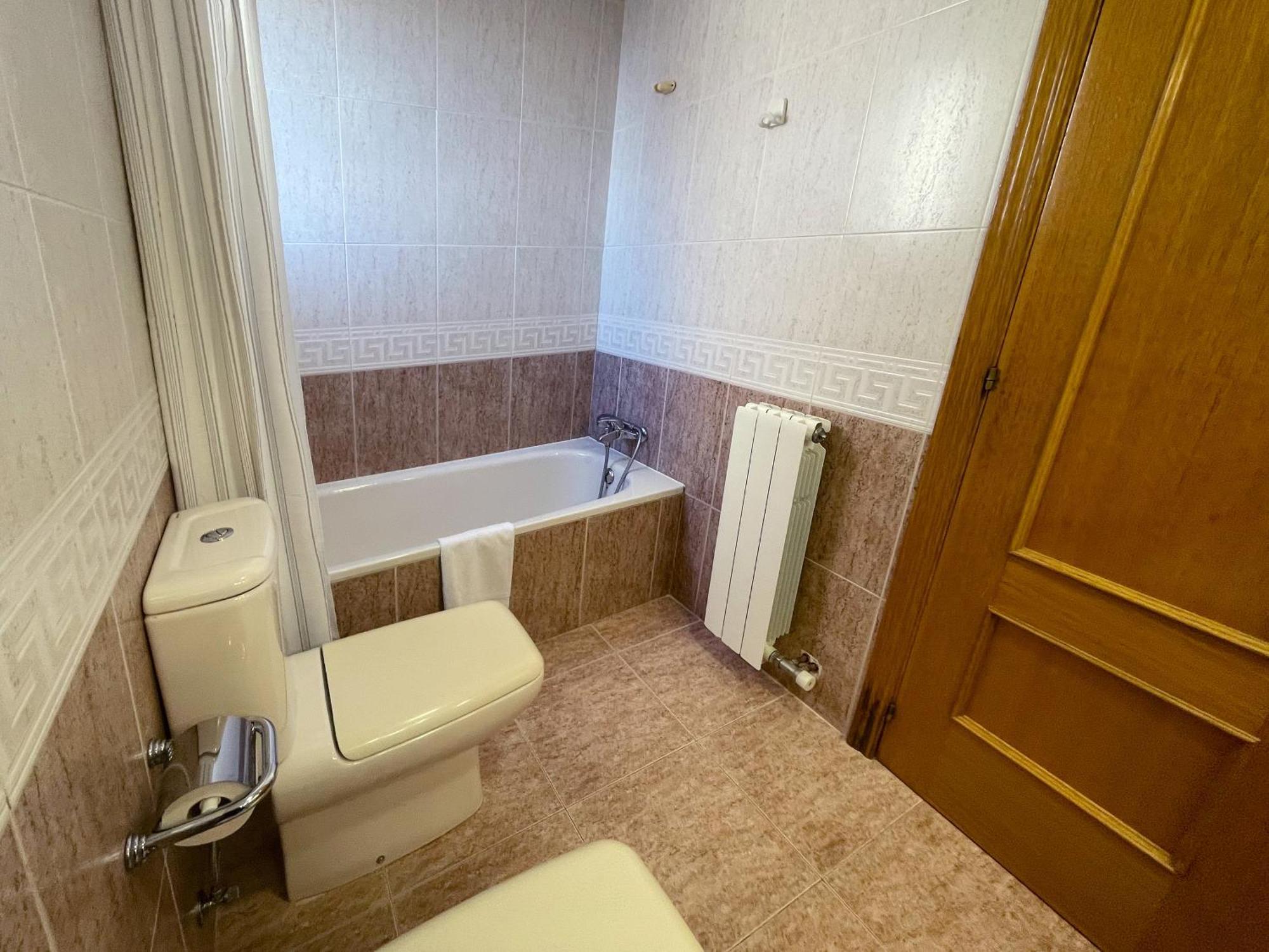 Apartamentos El Pilar Suites 3000 Zaragoza Bagian luar foto